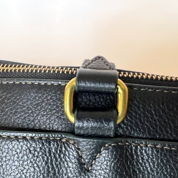 Fossil Black Leather Large Tote Bag 14in x 11in Zip Closure Inner Pockets - Picture 8 of 13